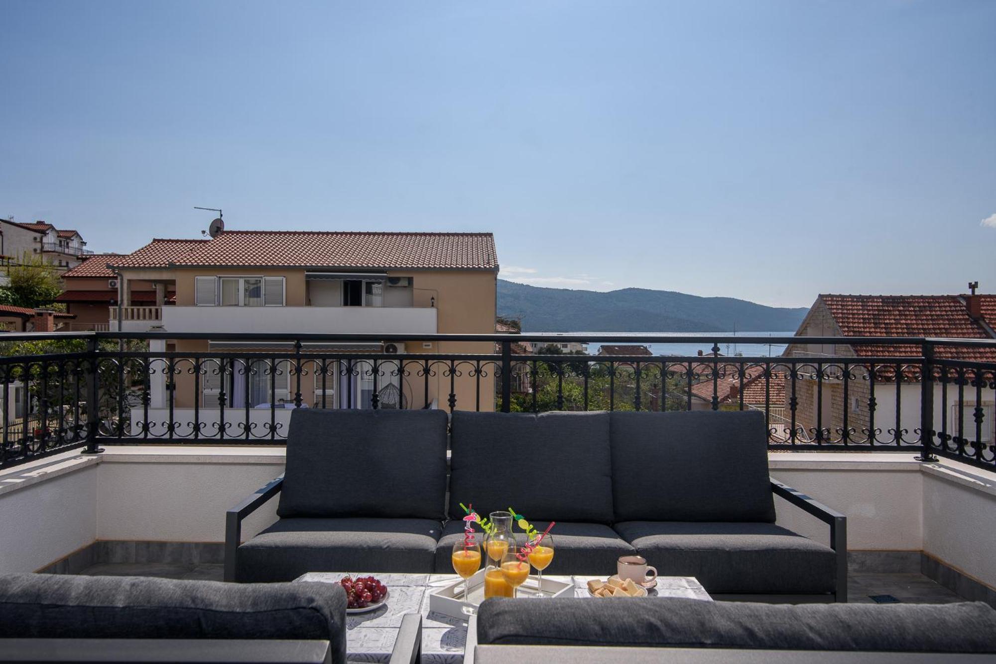 Villa Barbara & Zoran With Free Parking And Heated Swimming Pool Seget Vranjica Εξωτερικό φωτογραφία