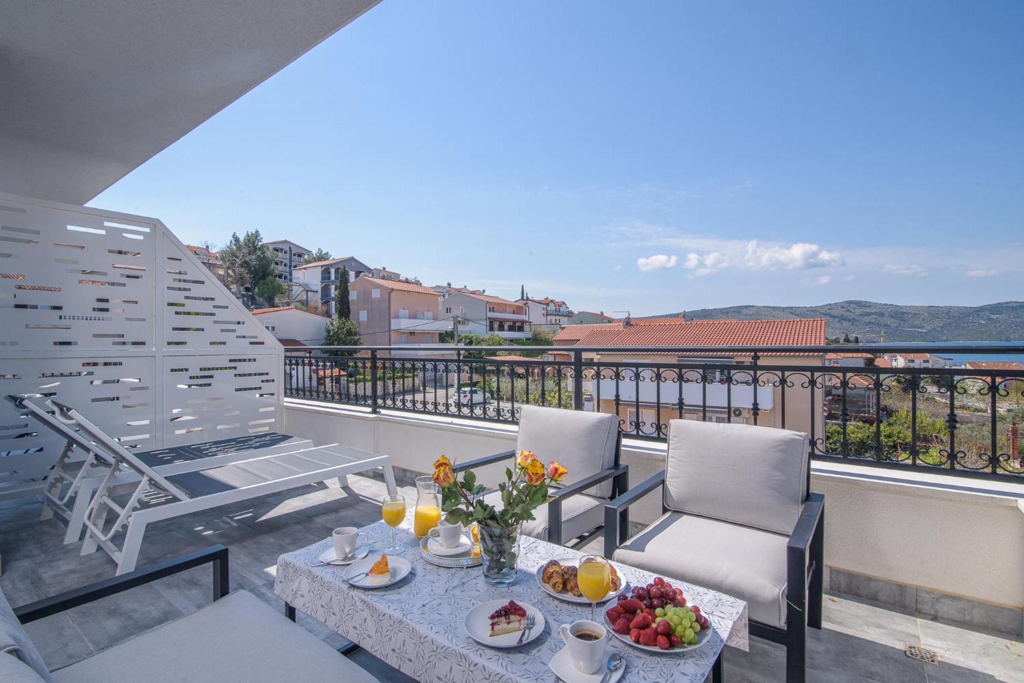 Villa Barbara & Zoran With Free Parking And Heated Swimming Pool Seget Vranjica Εξωτερικό φωτογραφία