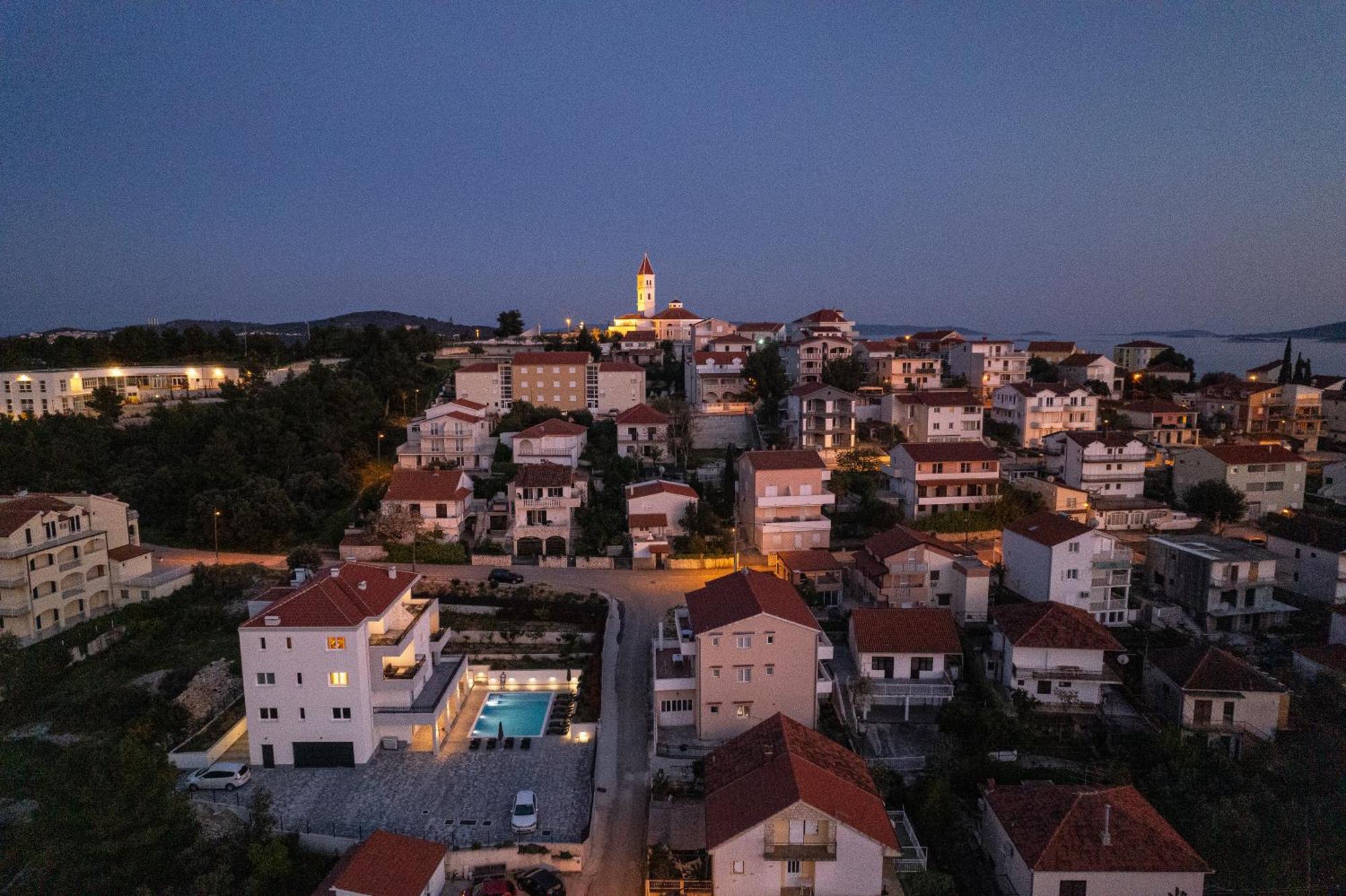 Villa Barbara & Zoran With Free Parking And Heated Swimming Pool Seget Vranjica Εξωτερικό φωτογραφία